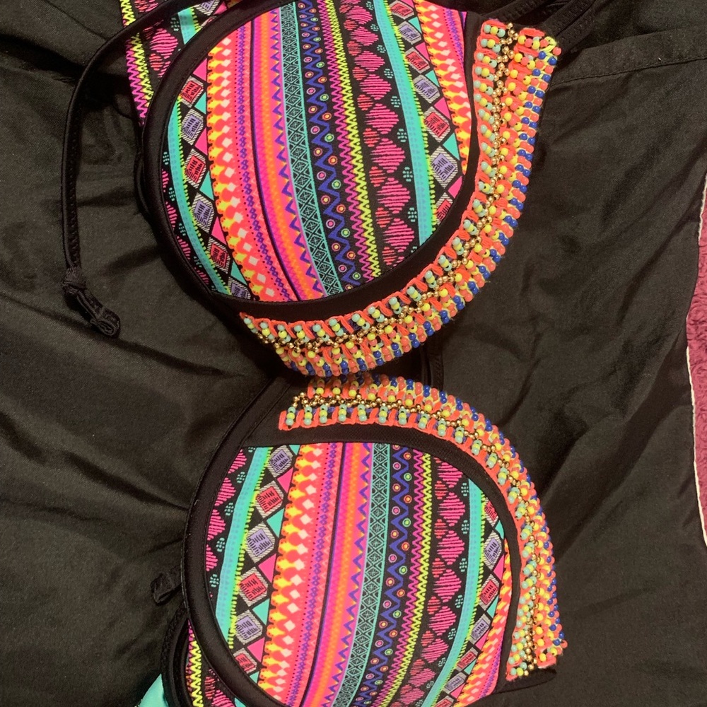 Bathing suite - Picture 2 of 6